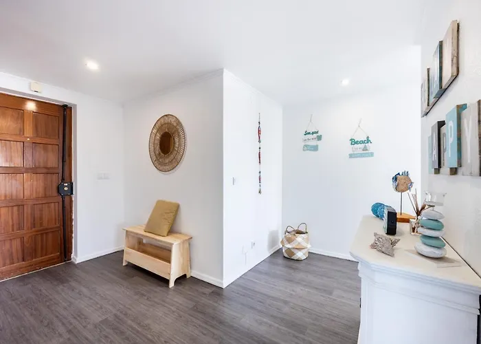 Sunrise Terrace 公寓 *