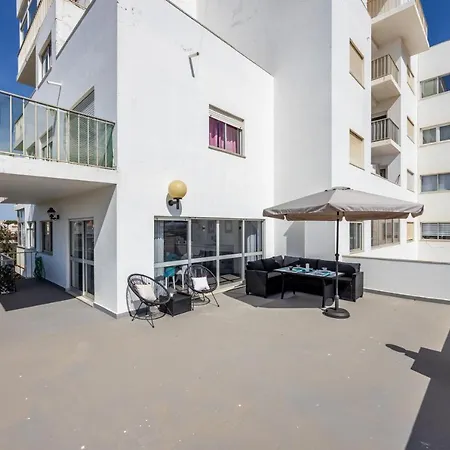 Sunrise Terrace Apartament *